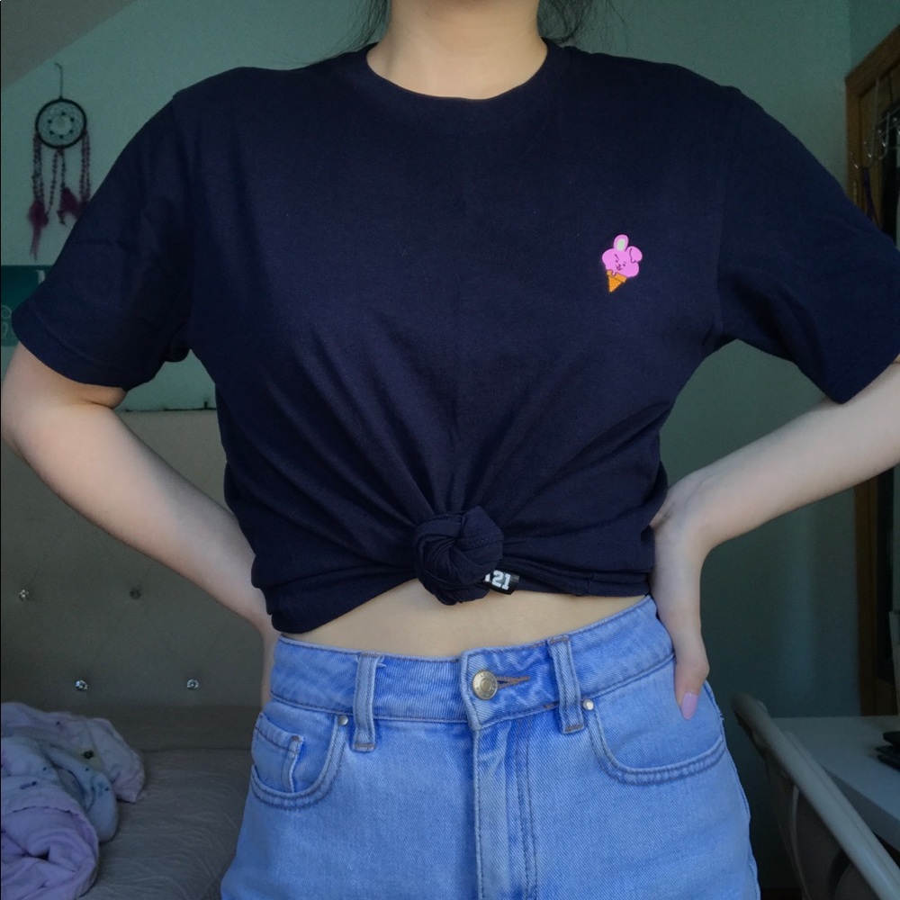 BTS BT21 x UNIQLO COOKY shirt